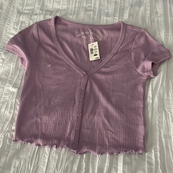 Crop top - Picture 1 of 3